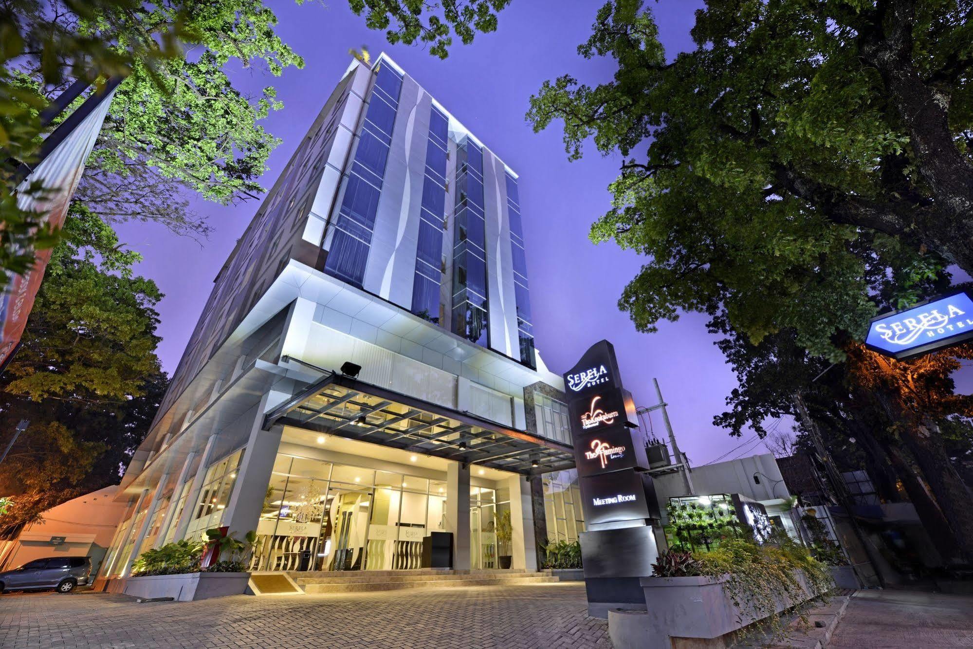 Serela Cihampelas By Kagum Hotels Bandung Exteriör bild